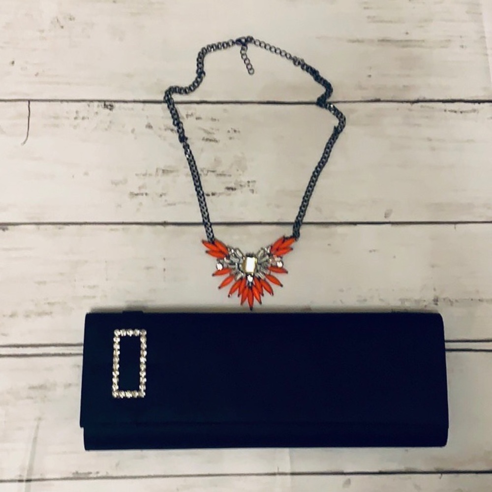 Cache Clutch - Picture 2 of 6